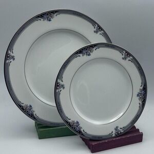 Noritake Squirewood Salad Bread & Butter Plate Set Black Gray Blue Flowers‎ 4013